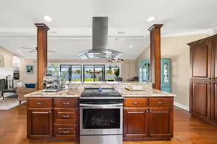 2446 Pretty Bayou Blvd, Panama City, FL 32405 - Photo 13