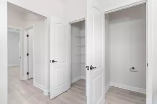 2071 Fountainview Dr, Navarre, FL 32566 - Photo 23