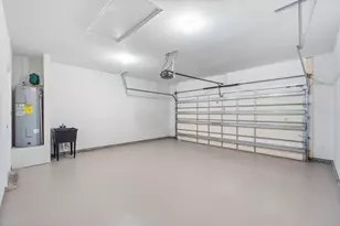 2071 Fountainview Dr, Navarre, FL 32566 - Photo 29