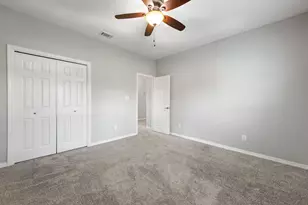 2621 Barefoot Creek Cir, Navarre, FL 32566 - Photo 37