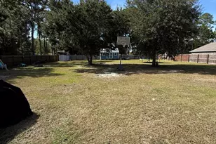 2349 Hemlock Dr, Navarre, FL 32566 - Photo 15