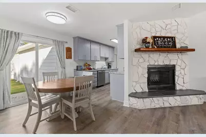 8240 Sevilla Street, Navarre, FL 32566 - Photo 9