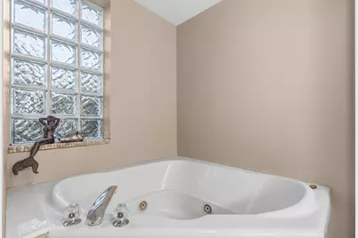 670 Santa Rosa Boulevard #303, Fort Walton Beach, FL 32548 - Photo 25