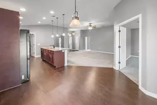 125 Lillian Wy, Crestview, FL 32536 - Photo 5