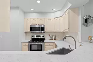 4 Wimbledon Ct, Miramar Beach, FL 32550 - Photo 9