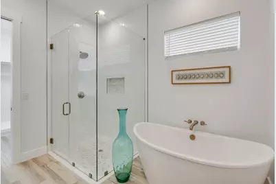 7028 Thomas Drive, Panama City Beach, FL 32408 - Photo 25