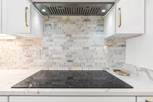 7028 Thomas Dr, Panama City Beach, FL 32408 - Photo 9