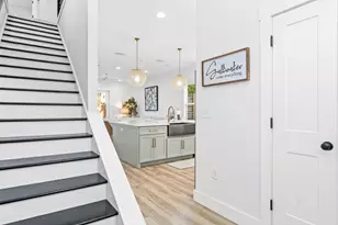 7028 Thomas Dr, Panama City Beach, FL 32408 - Photo 3