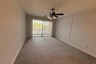 300 Yacht Club Dr, Niceville, FL 32578 - Photo 11