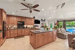 30 SE Bay Dr SE, Fort Walton Beach, FL 32548 - Photo 5