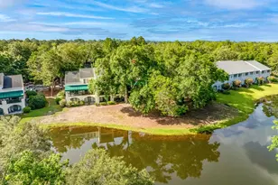 310 Westlake Ct, Niceville, FL 32578 - Photo 25