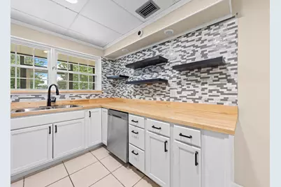 123 SW Robinwood Drive SW, Fort Walton Beach, FL 32548 - Photo 3