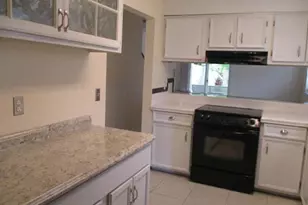 333 Woodham Ct, Fort Walton Beach, FL 32547 - Photo 5