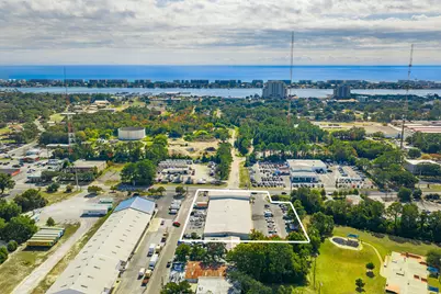 119 NW Hollywood Boulevard NW, Fort Walton Beach, FL 32548 - Photo 31