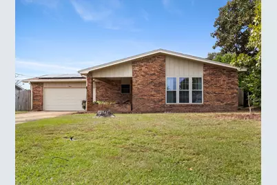 15 W Casa Loma Drive W, Mary Esther, FL 32569 - Photo 1