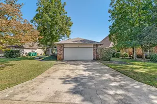 901 Shalimar Cove, Shalimar, FL 32579 - Photo 3