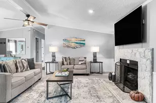 688 Malaga Pl, Panama City Beach, FL 32413 - Photo 7