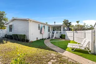 688 Malaga Pl, Panama City Beach, FL 32413 - Photo 33