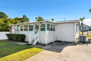 688 Malaga Pl, Panama City Beach, FL 32413 - Photo 31