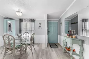 688 Malaga Pl, Panama City Beach, FL 32413 - Photo 5