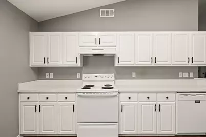 706 Marsh Harbor Drive, Mary Esther, FL 32569 - Photo 11