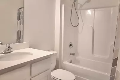 429 Scarborough Street, Crestview, FL 32539 - Photo 9