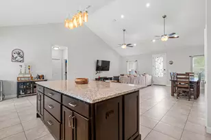 242 Terrance Ln, Mary Esther, FL 32569 - Photo 9