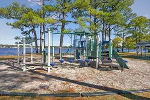 220 Edge Ave, Valparaiso, FL 32580 - Photo 57