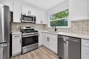 220 Edge Ave, Valparaiso, FL 32580 - Photo 11