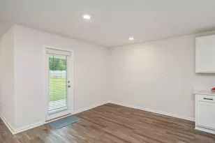 2450 Belmont Dr, Crestview, FL 32536 - Photo 13