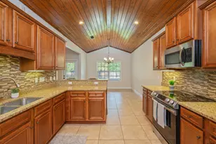 5534 Frontier Dr, Crestview, FL 32536 - Photo 9