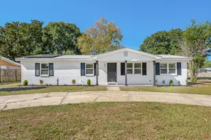 15 Oak Ln, Shalimar, FL 32579 - Photo 1