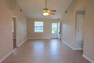 619 Schneider Dr, Fort Walton Beach, FL 32547 - Photo 3