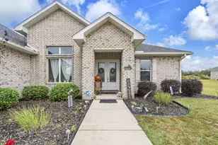 440 Gentle Wind Ct, Freeport, FL 32439 - Photo 1