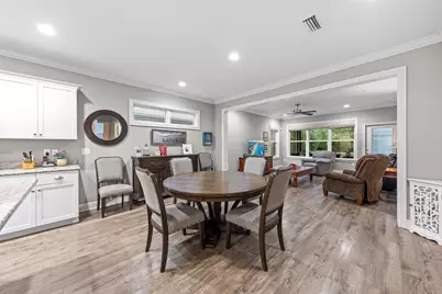 40 Oyster Boulevard, Freeport, FL 32439 - Photo 11