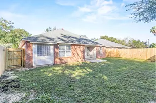 949 Claeven Cir, Fort Walton Beach, FL 32547 - Photo 37