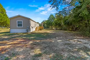 7419 Pappa Lawrence Rd, Laurel Hill, FL 32567 - Photo 5