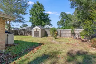 54 Hillcrest Dr, Shalimar, FL 32579 - Photo 37