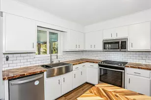 1360 La Paz Street St, Pensacola, FL 32506 - Photo 19