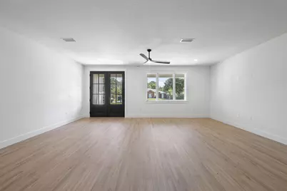 7713 Sandstone Street, Navarre, FL 32566 - Photo 13