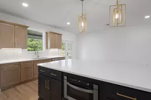 7713 Sandstone St, Navarre, FL 32566 - Photo 19