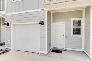 1004 McLaren Cir, Fort Walton Beach, FL 32547 - Photo 3