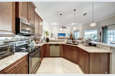 131 Hombre Cirle, Panama City Beach, FL 32407 - Photo 11