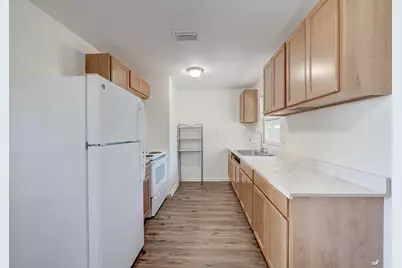 2608 W 21st Street, Panama City, FL 32405 - Photo 9