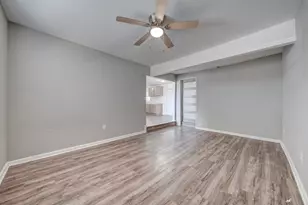 2608 W 21st St, Panama City, FL 32405 - Photo 11