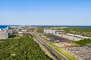 10501 Emerald Coast Pkwy, Destin, FL 32541 - Photo 45