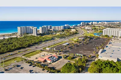 10501 Emerald Coast Parkway, Destin, FL 32541 - Photo 41