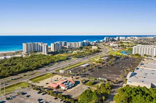 10501 Emerald Coast Pkwy, Destin, FL 32541 - Photo 41