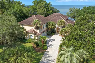 923 Lido Circle, Niceville, FL 32578 - Photo 1