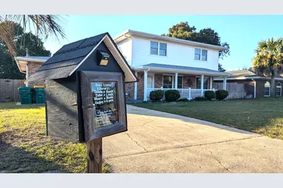 12 W Casa Loma Drive W, Mary Esther, FL 32569 - Photo 3